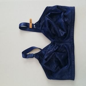 Bali Double Support Spa Closure Wireless Bra 3372